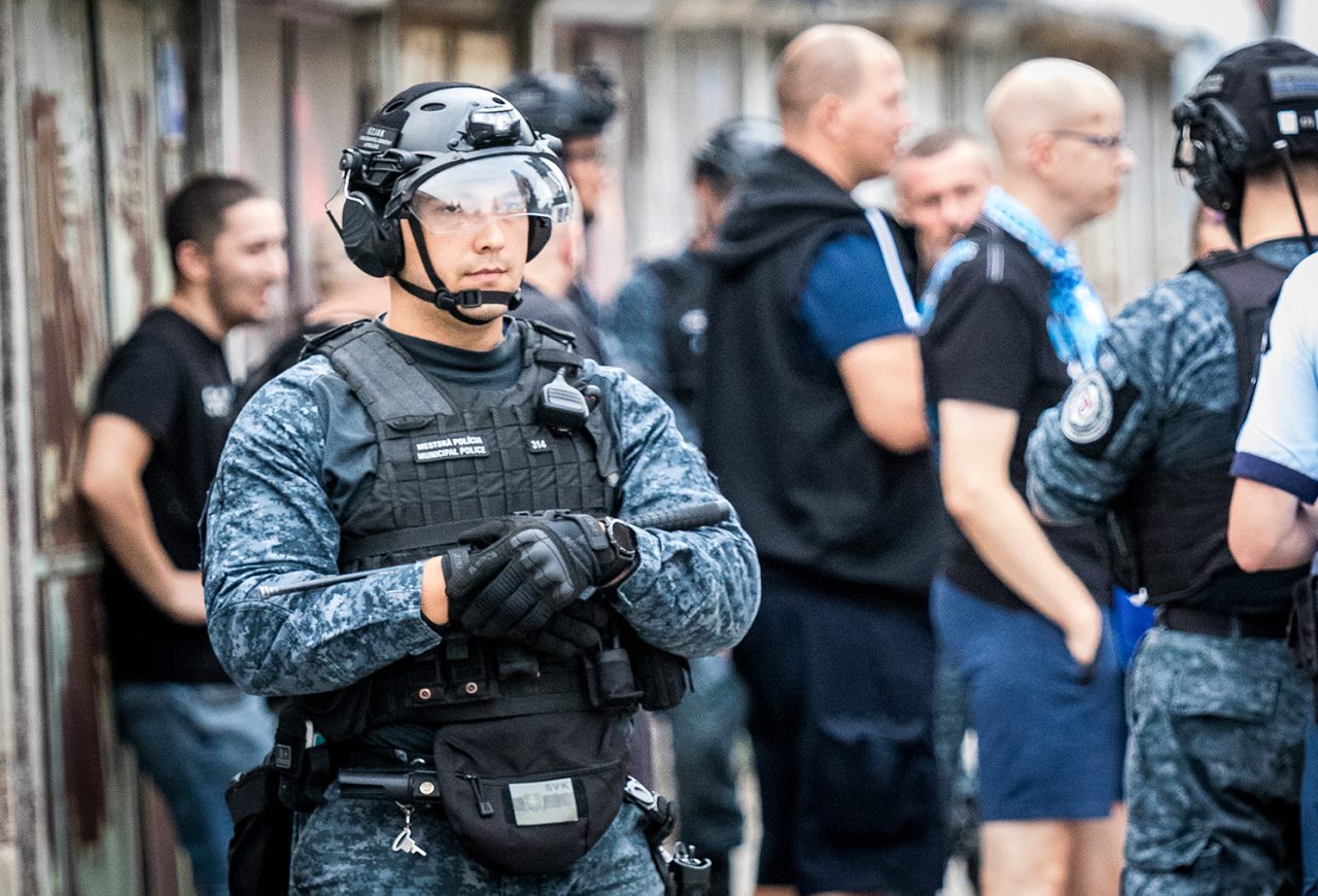 Nočná s mestským policajtom: Bratislava sa stáva bezpečnejším mestom