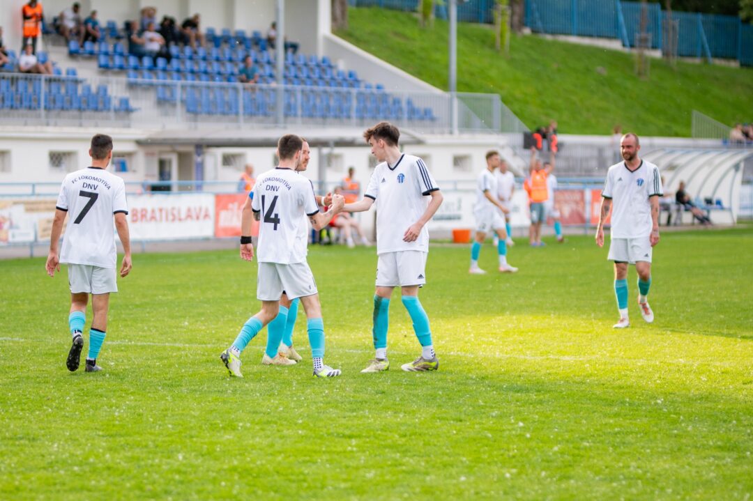 Bratislavské futbalové kluby: V Devínskej Novej Vsi má futbal storočnú tradíciu