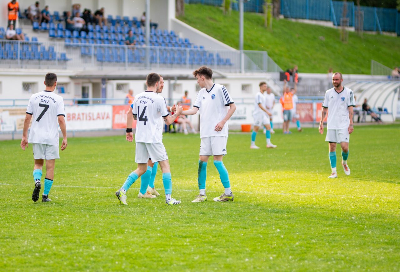 Bratislavské futbalové kluby: V Devínskej Novej Vsi má futbal storočnú tradíciu