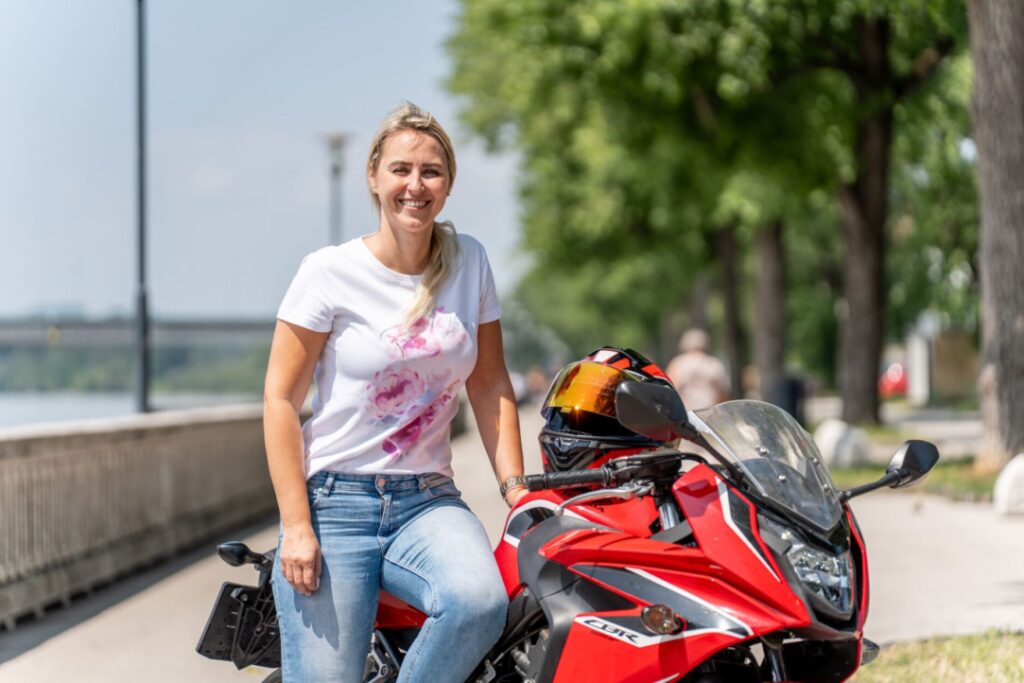 Anketa: Ako sa jazdí motorkárom v hlavnom meste?