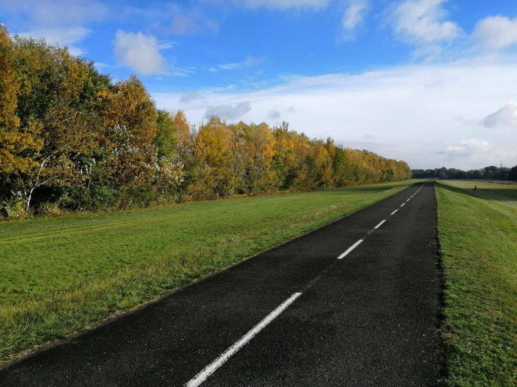 Petržalská hrádza. Zdroj: Facebook Cyklotúry