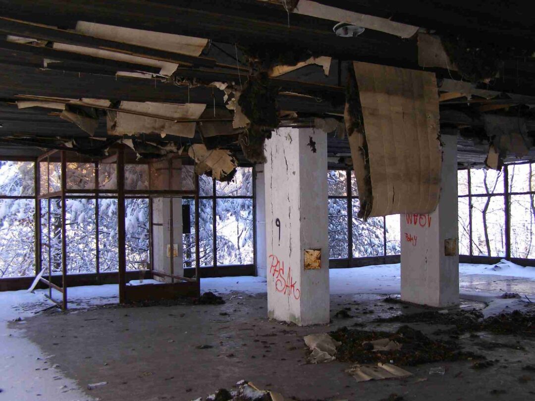 Schátrané budovy a opustené miesta: Bratislavský urbex láka fotografov i zvedavých návštevníkov