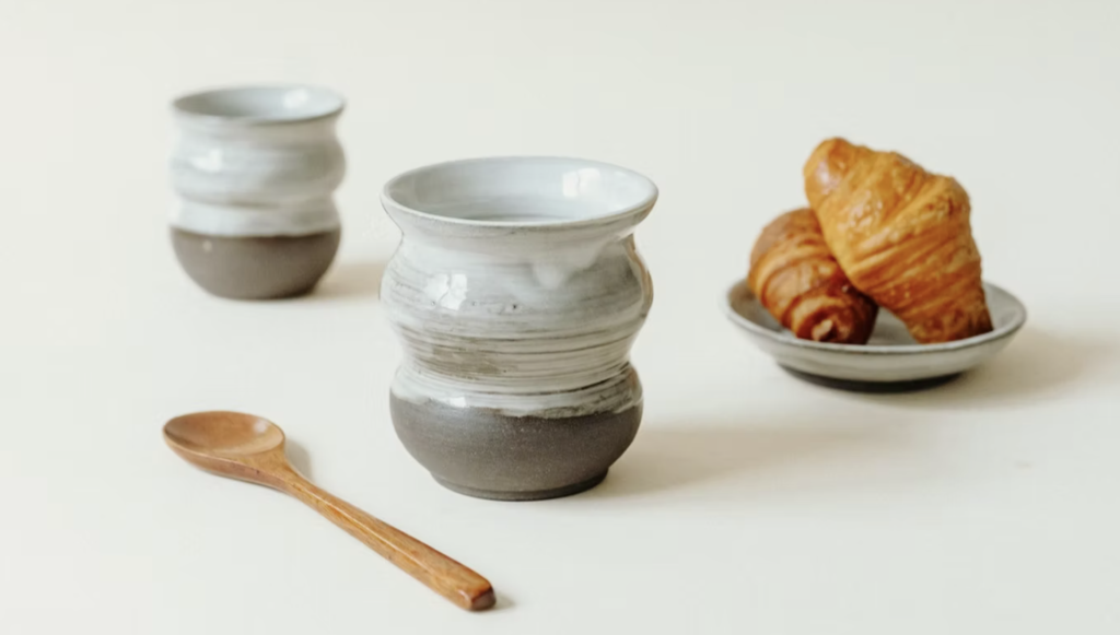 Vianočný darček s predstihom: Tipy na bratislavské umenie, ktoré môžete darovať